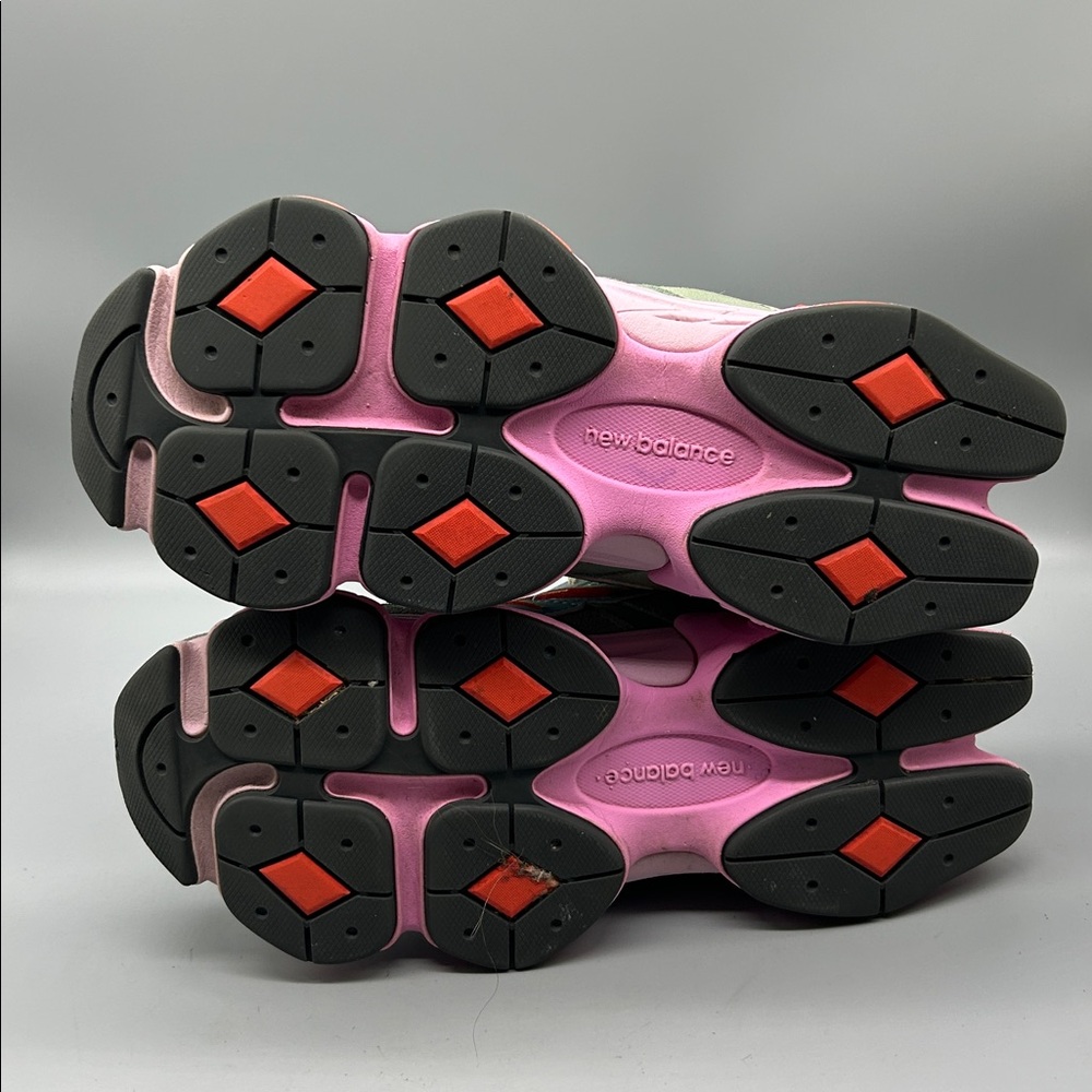 New Balance 9060 Warped men’s 9.5 - Picture 11 of 12